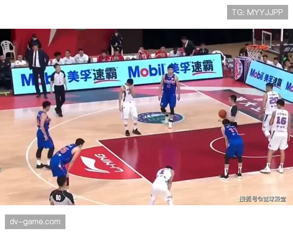 肘部动作犯规判定标准有多严？裁判为何争议频出