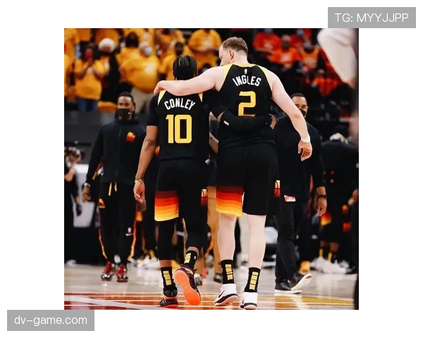 迈克·康利利用挡拆组织提升进攻节奏明显优于队友表现