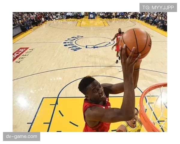 巴克利突破篮下效率优于戈尔丁拉开内线冲击差距